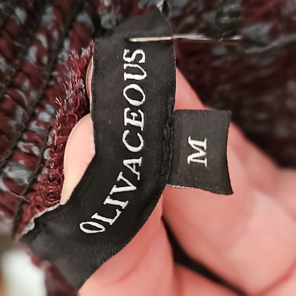 Olivaceous Floral Bell Sleeve Blouse Women M New - Picture 3 of 8